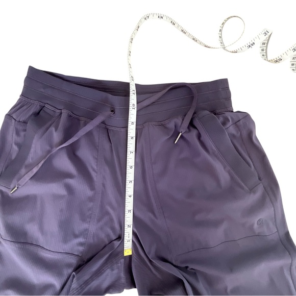 Lululemon Dance Studio Relaxed-Fit Mid-Rise Cargo Pants Nightfall, Size S (NWOT) - Picture 8 of 11